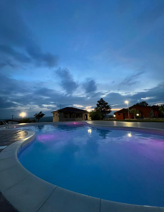 Truni Farm Country House Bed and Breakfast Bisaccia Exteriör bild